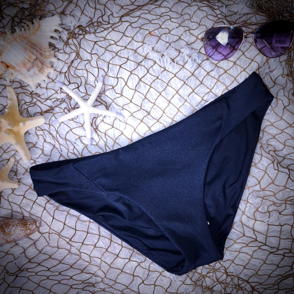 BECCA Large Ribbed Black Bikini Bottoms